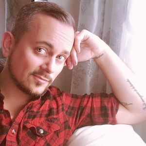 Meet your Posher, Bradley